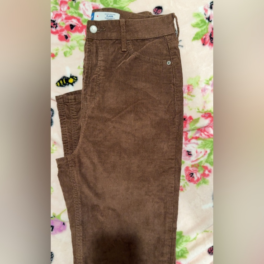 Old Navy Chocolate Corduroy Trousers never worn trying to get rid of asap